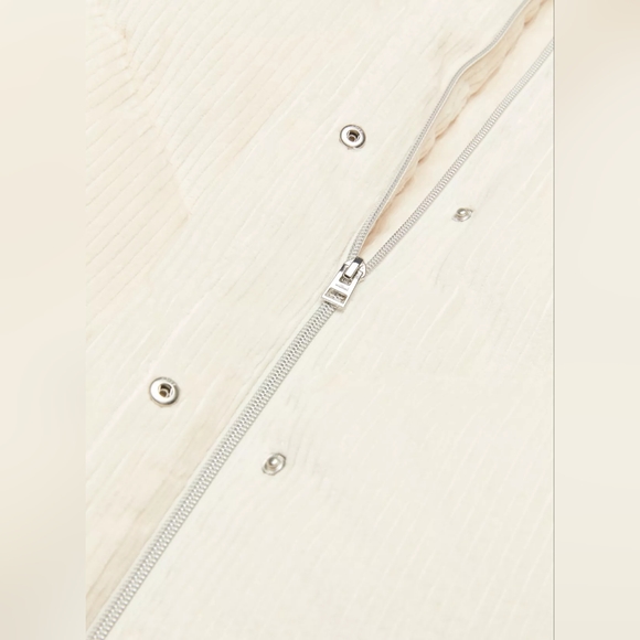 Aritzia Wilfred the cloud puff - Picture 10 of 14